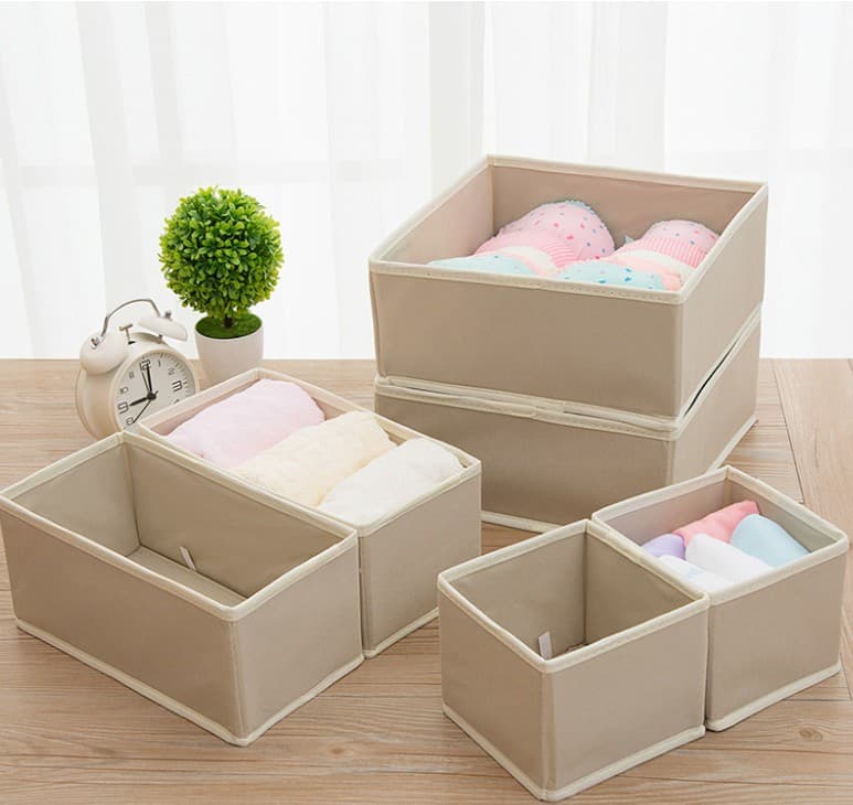 Hộp Đựng Quần Áo Gấp Gọn