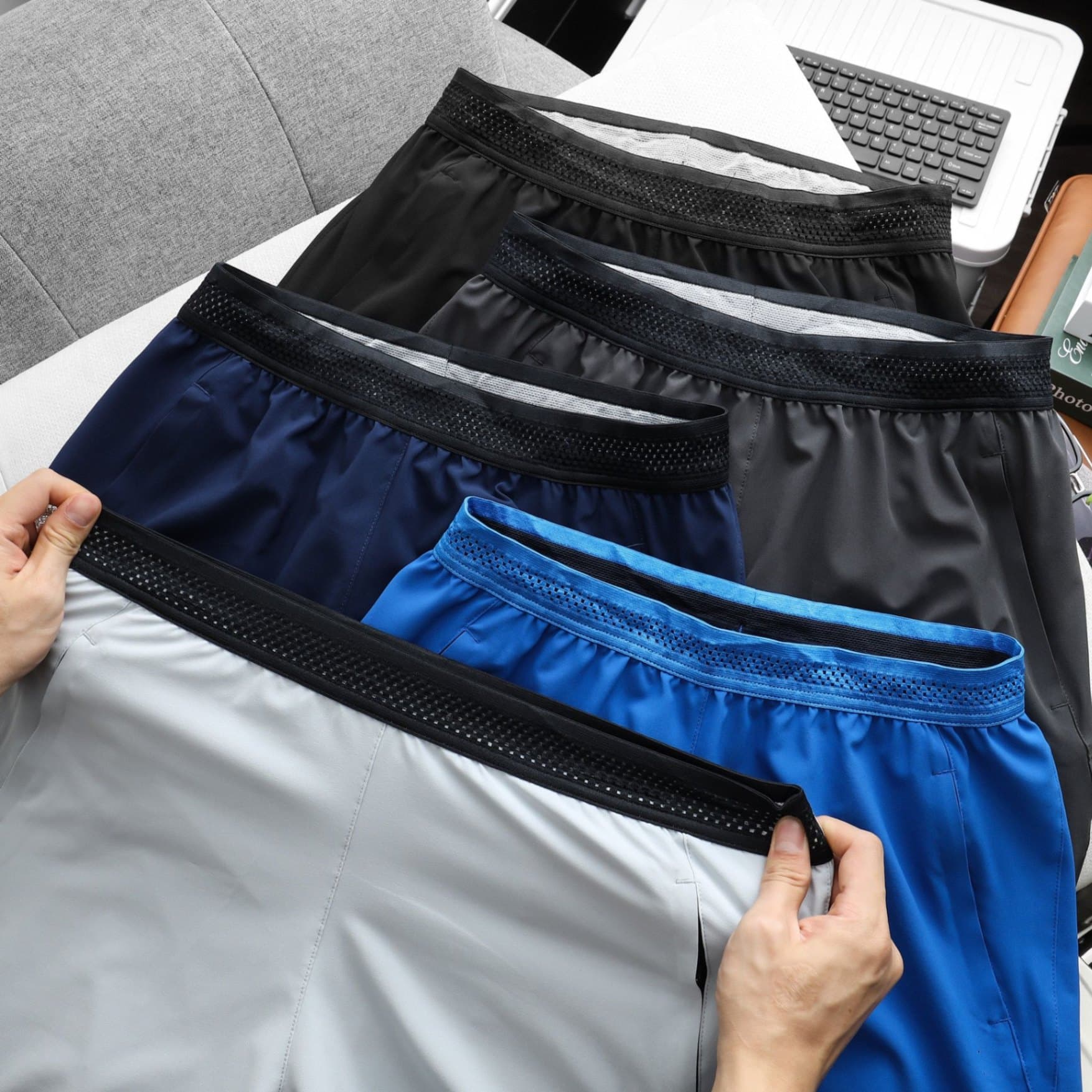 Quần short lưng thun thoải mái vận động HyperBoost