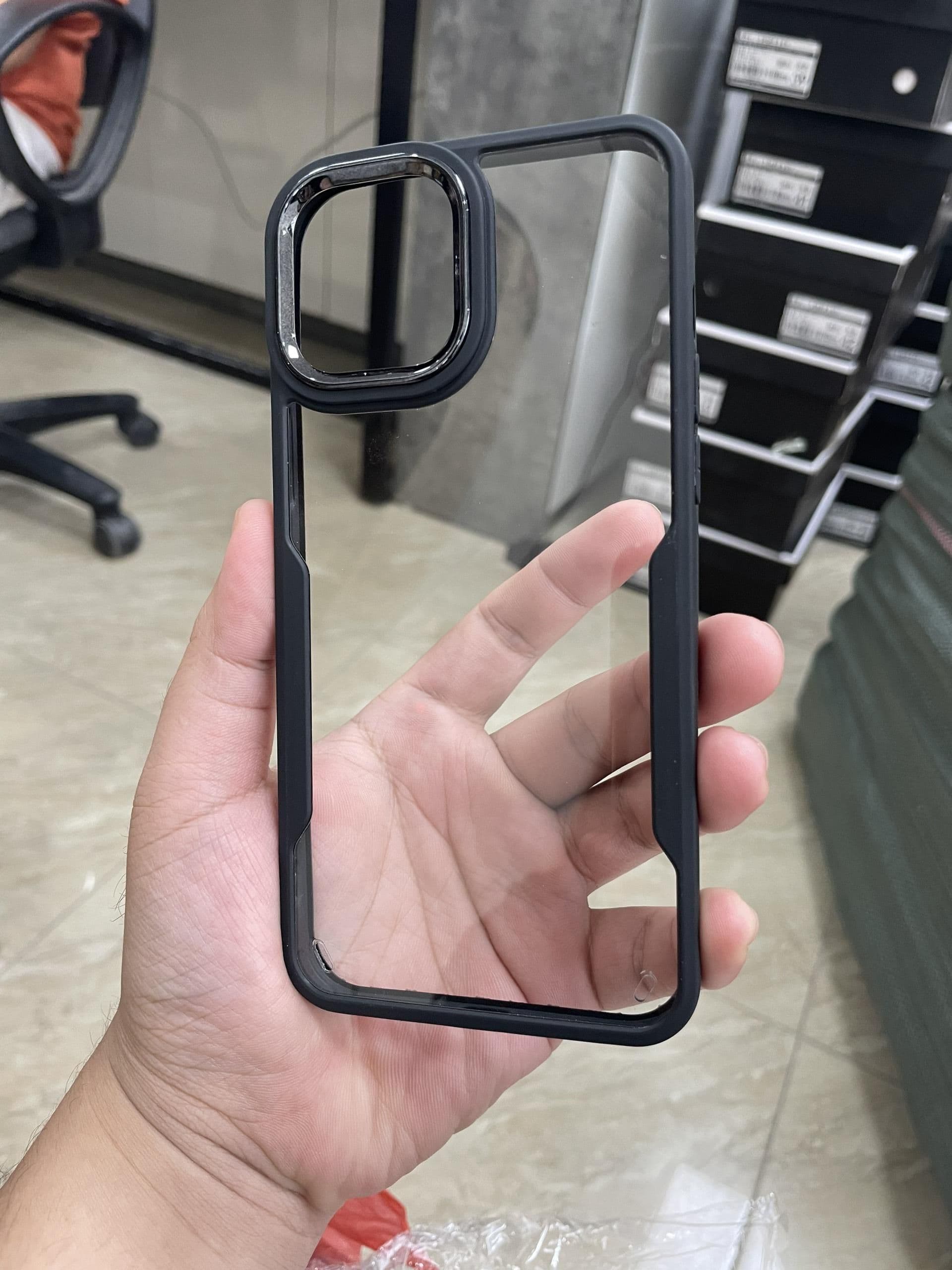 Ốp lưng IPhone trong viền cao su