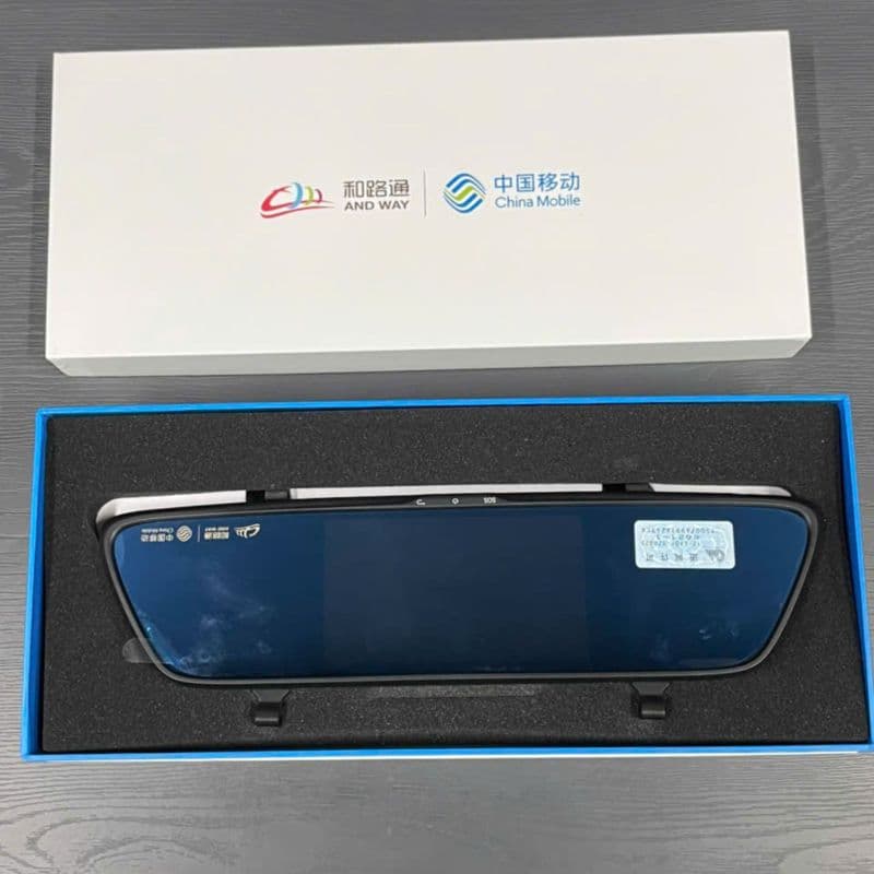 Camera hành trình - gương chiếu hậu 4G X1