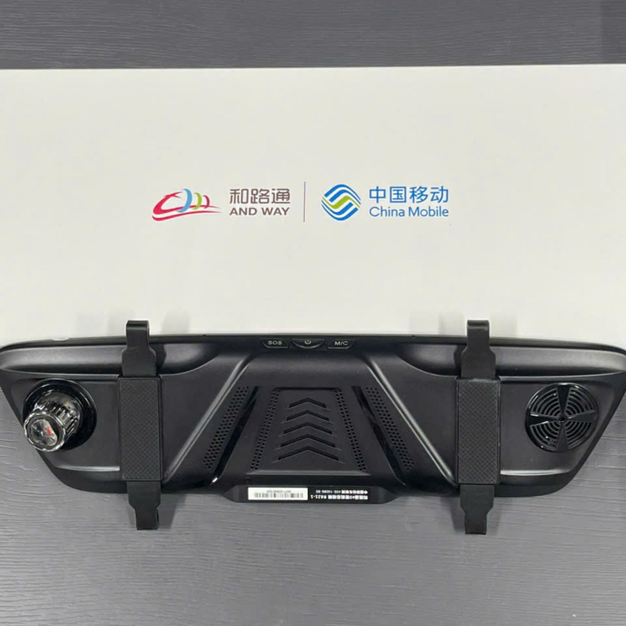 Camera hành trình - gương chiếu hậu 4G X1